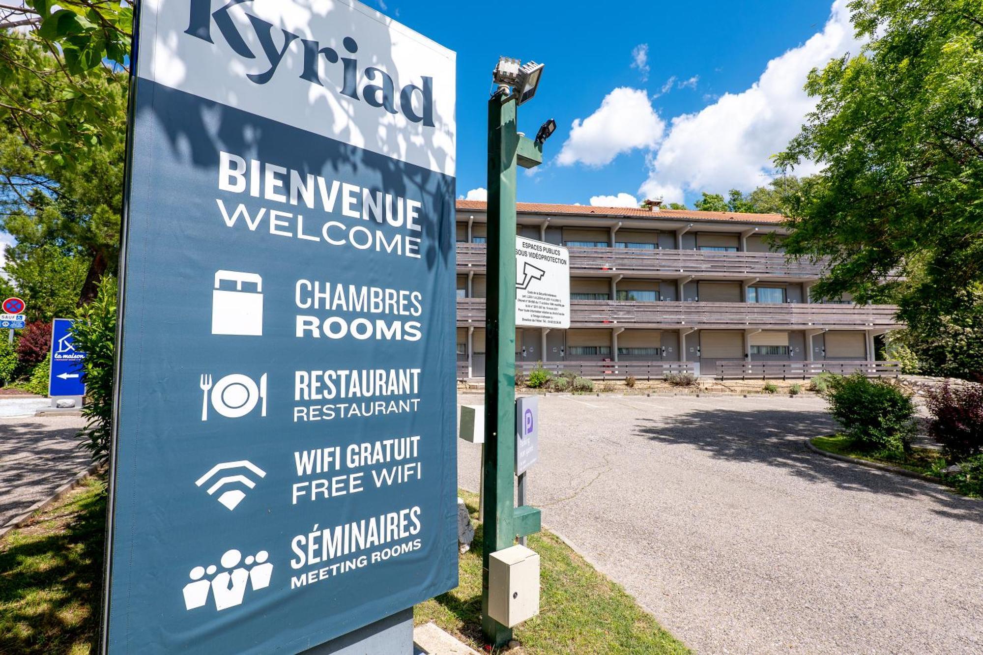 Kyriad Digne-Les-Bains Hotel Exterior photo